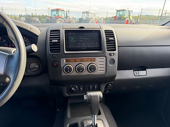 Nissan Navara 23 of 30