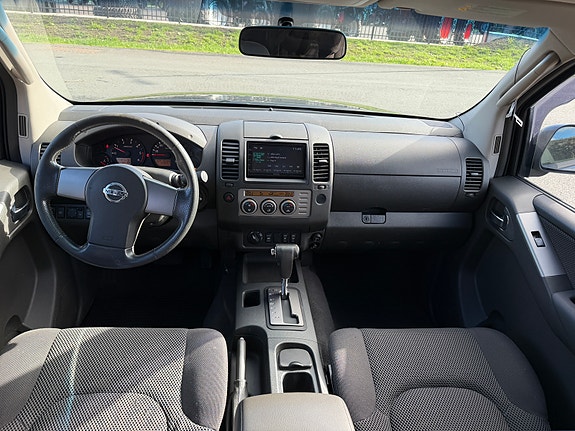 Nissan Navara 18 of 30