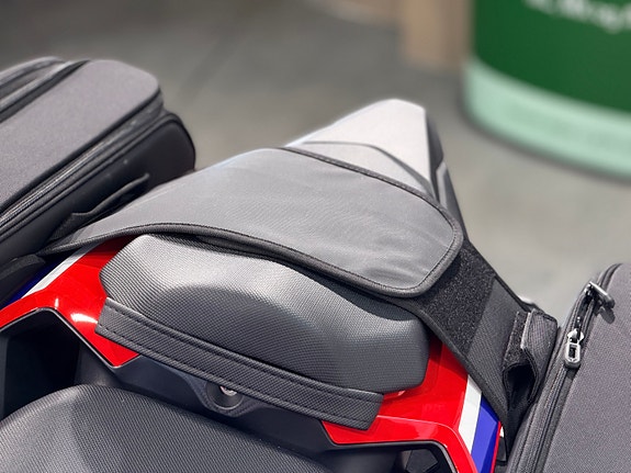 Honda CBR500R // Tankveske-Sidevesker- Varmeholker inkludert// - Kun 1 stykk 17 of 25