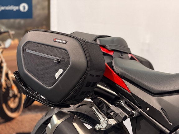 Honda CBR500R // Tankveske-Sidevesker- Varmeholker inkludert// - Kun 1 stykk 16 of 25