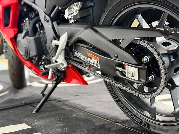 Honda CBR500R // Tankveske-Sidevesker- Varmeholker inkludert// - Kun 1 stykk 24 of 25