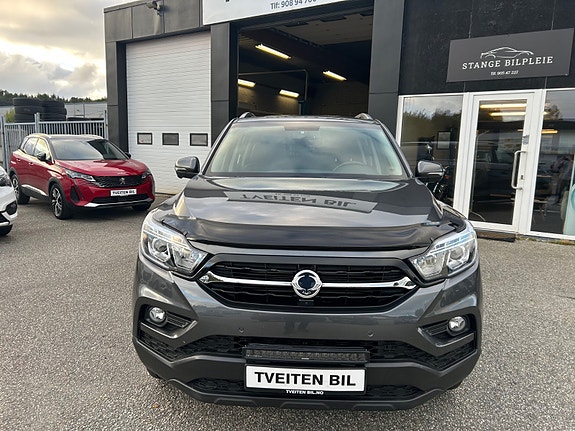 SsangYong Rexton Sports 8 of 27