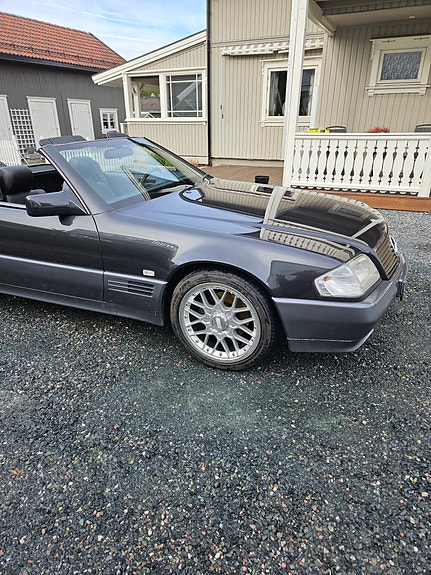 Mercedes-Benz 300 SL 7 of 23