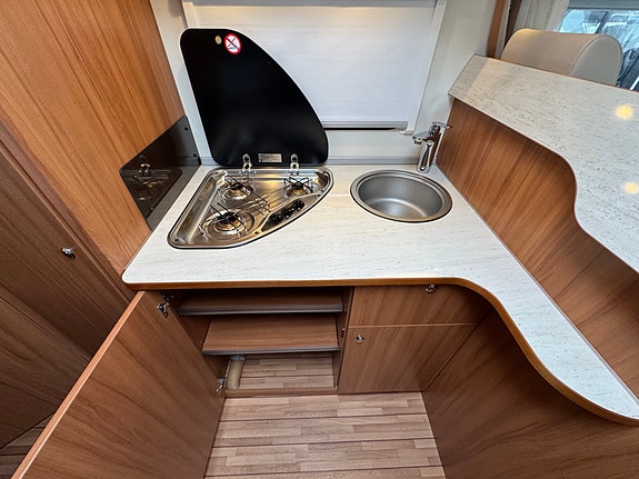 Weinsberg R58 Fransk løsning | takseng 15 of 25