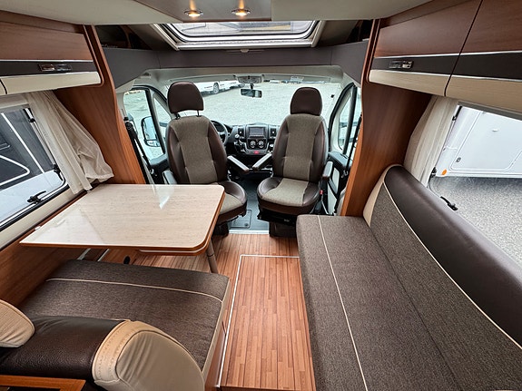 Weinsberg R58 Fransk løsning | takseng 18 of 25