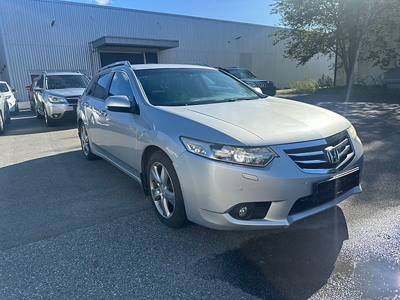 Honda Accord 2 of 6