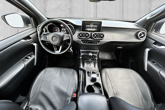 Mercedes-Benz X250 d 14 of 26