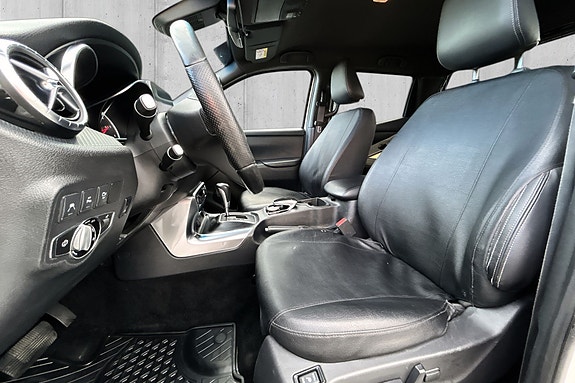Mercedes-Benz X250 d 10 of 26