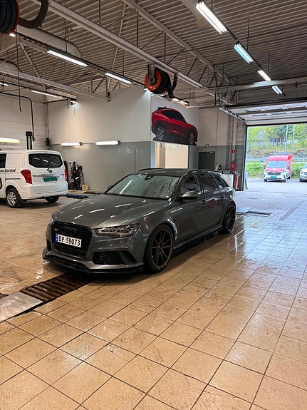 Audi RS6 4 of 19