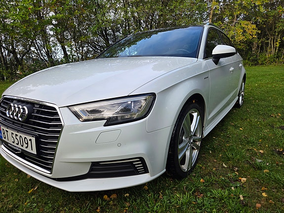 Audi e-tron 18 of 30