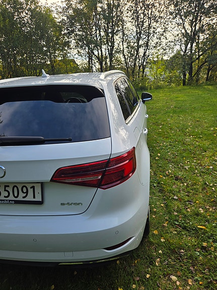 Audi e-tron 22 of 30
