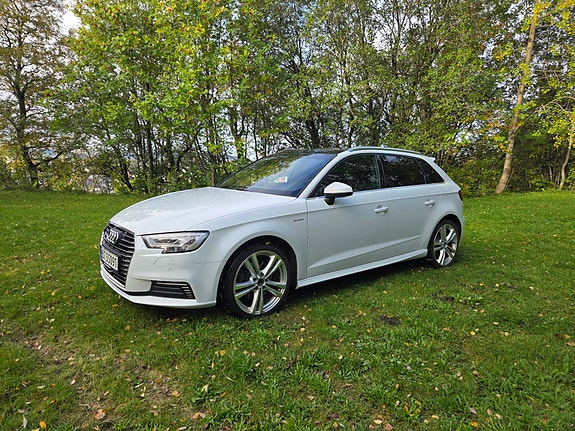 Audi e-tron 6 of 30