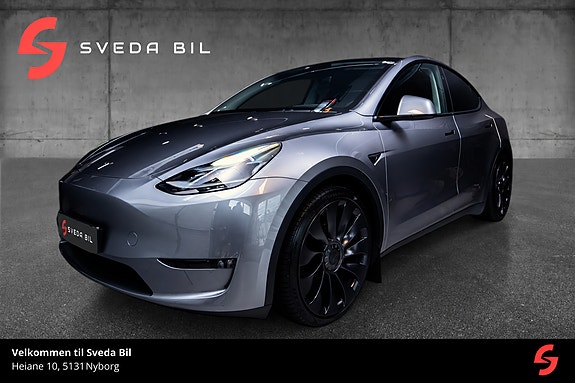 Tesla Model Y 2025