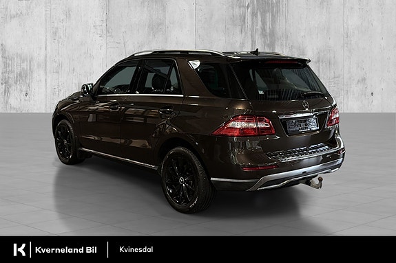 Mercedes-Benz ML250 7 of 29