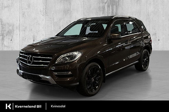 Mercedes-Benz ML250 3 of 29