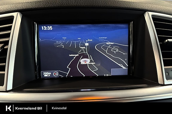 Mercedes-Benz ML250 20 of 29