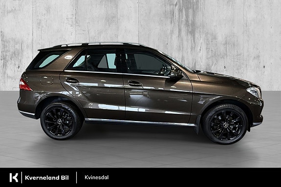 Mercedes-Benz ML250 4 of 29