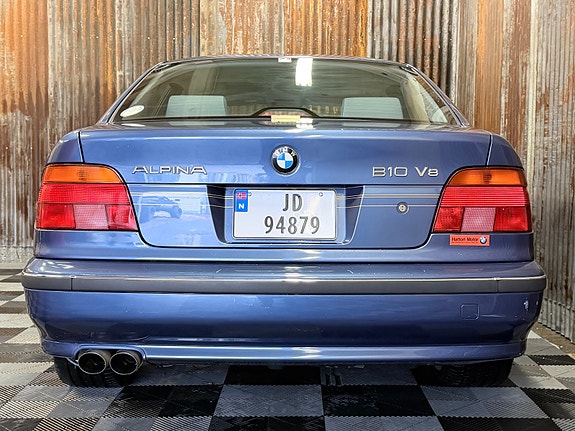 Alpina B10 20 of 30