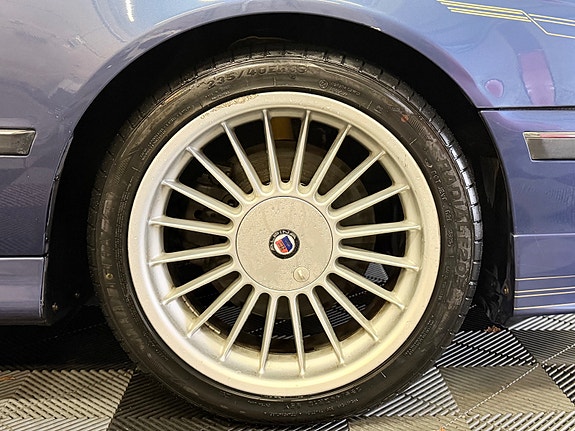 Alpina B10 8 of 30