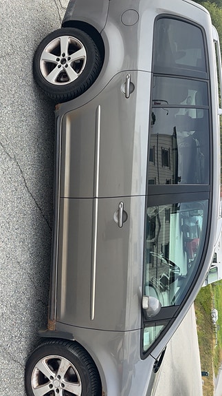 Volkswagen Touran 3 of 14