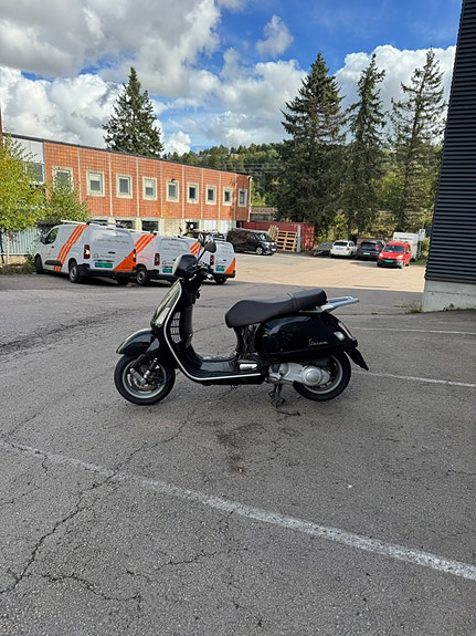 Vespa Granturismo 125 10 of 18