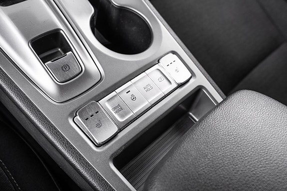 Hyundai Kona 18 of 25