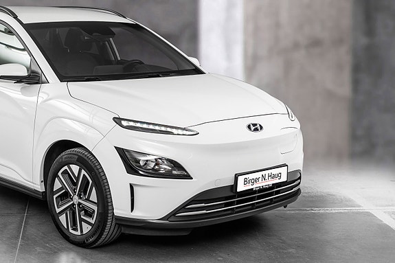 Hyundai Kona 2 of 25