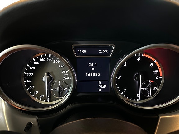 Mercedes-Benz ML250 16 of 30