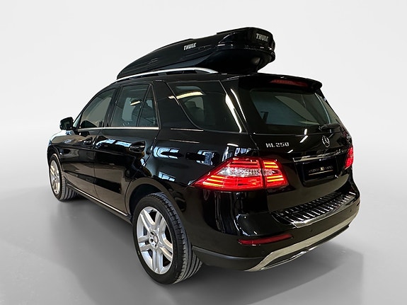 Mercedes-Benz ML250 5 of 30