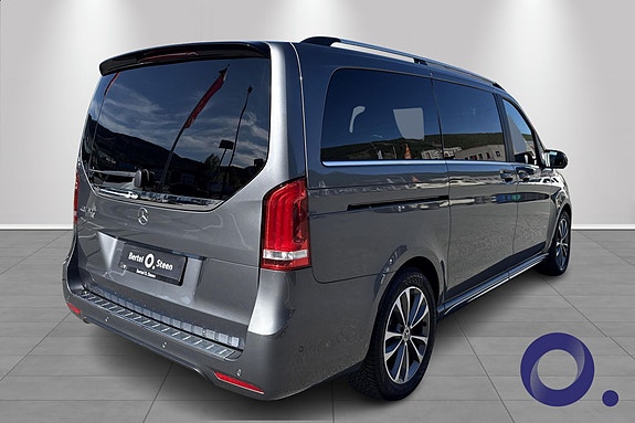 Mercedes-Benz EQV300 6 of 25