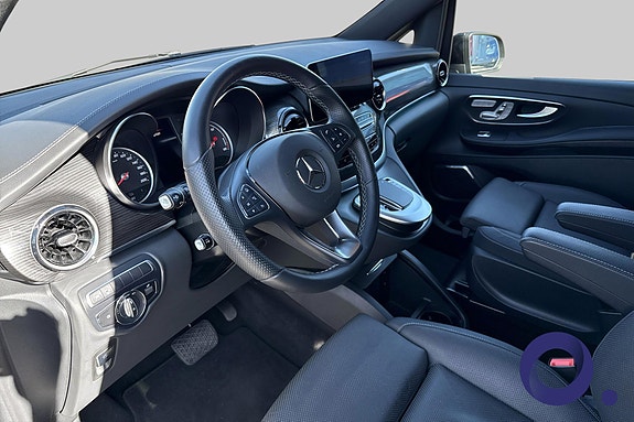 Mercedes-Benz EQV300 13 of 25