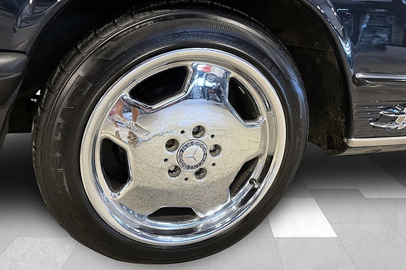 Mercedes-Benz 380 SL 26 of 26