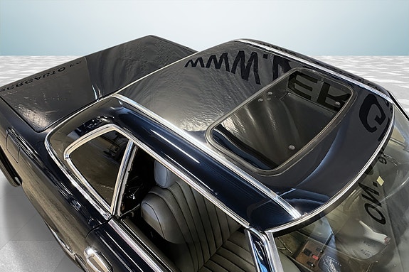 Mercedes-Benz 380 SL 18 of 26