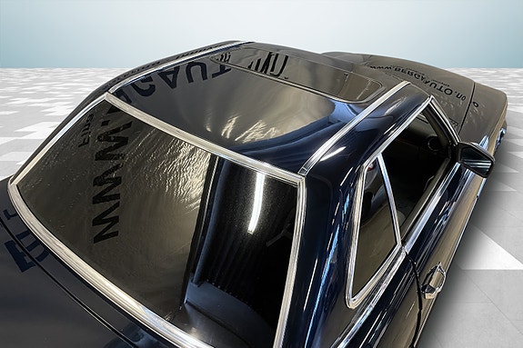 Mercedes-Benz 380 SL 19 of 26