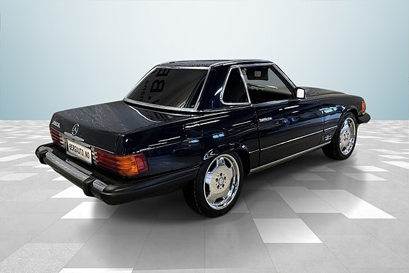 Mercedes-Benz 380 SL 8 of 26