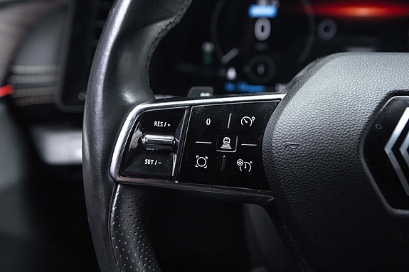 Renault Megane E-Tech 11 of 29