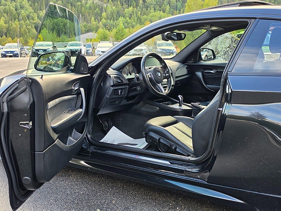BMW M2 13 of 26