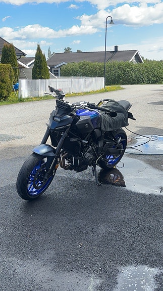 Yamaha MT-07 4 of 14