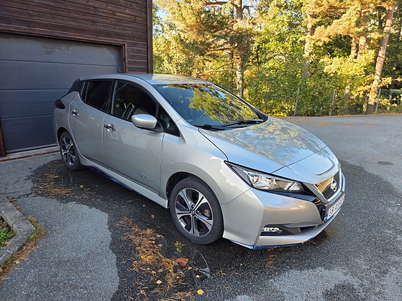 Nissan Leaf 9 of 24
