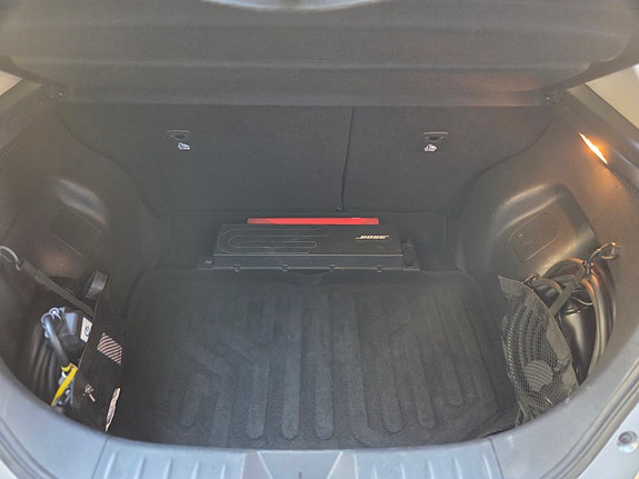 Nissan Leaf 16 of 24