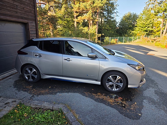 Nissan Leaf 10 of 24