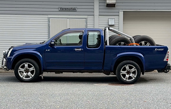 Isuzu D-max 4 of 30