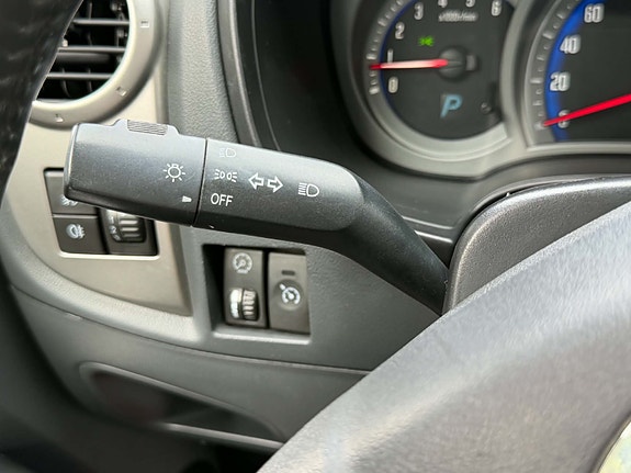 Isuzu D-max 12 of 30