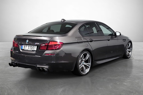 BMW M5 6 of 27