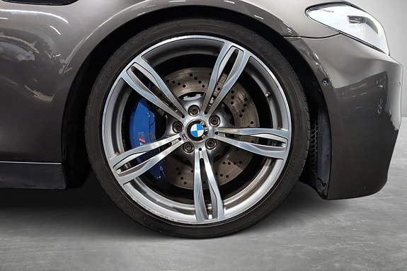 BMW M5 10 of 27