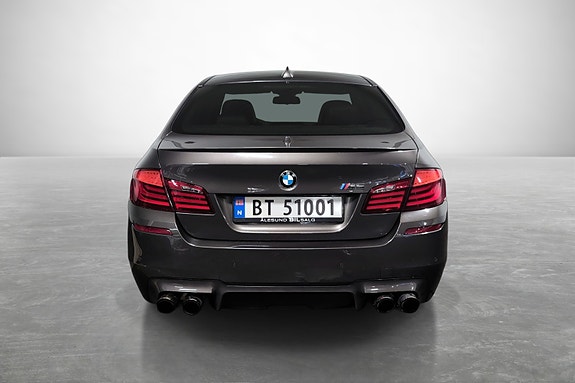 BMW M5 7 of 27