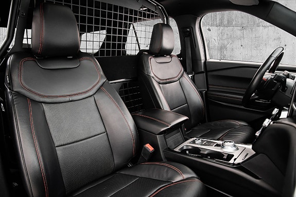 Ford Explorer 26 of 27