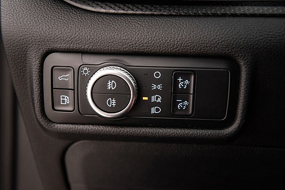 Ford Explorer 18 of 27