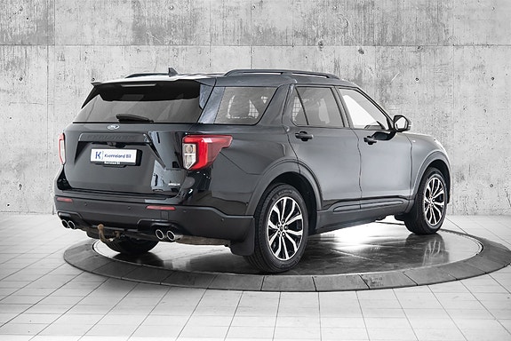 Ford Explorer 5 of 27