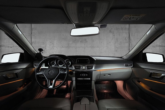 Mercedes-Benz E250 13 of 30
